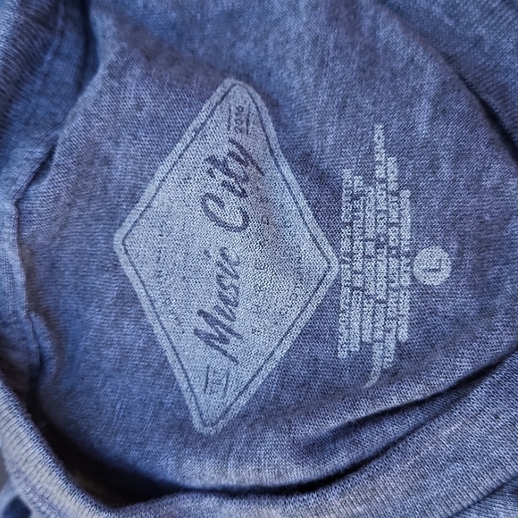 Men's Nashville Music City t-shirt,  grey, Johnny Cash Museum, L, NWT - Picture 8 of 9